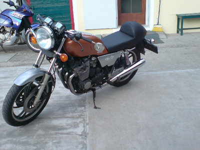 06a-09-XJ650.jpg