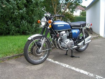 01a-12-CB750.jpg